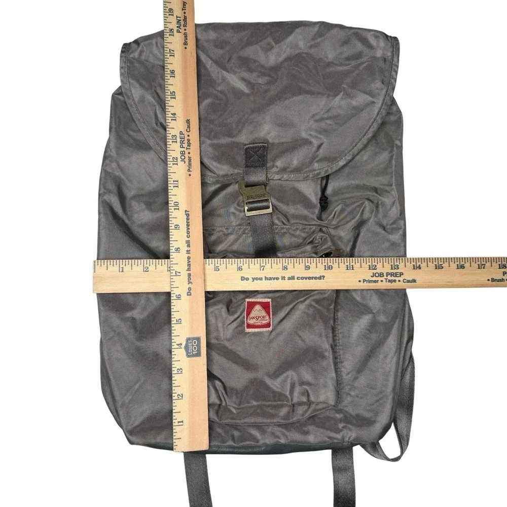 JanSport Vintage Off Trail Heritage Hiking Backpack Skip Yowell Lightweight Gray